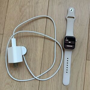 Apple Silver Aluminum GPS + Cellular 41mm Smartwatch with Cream Band and Charger
